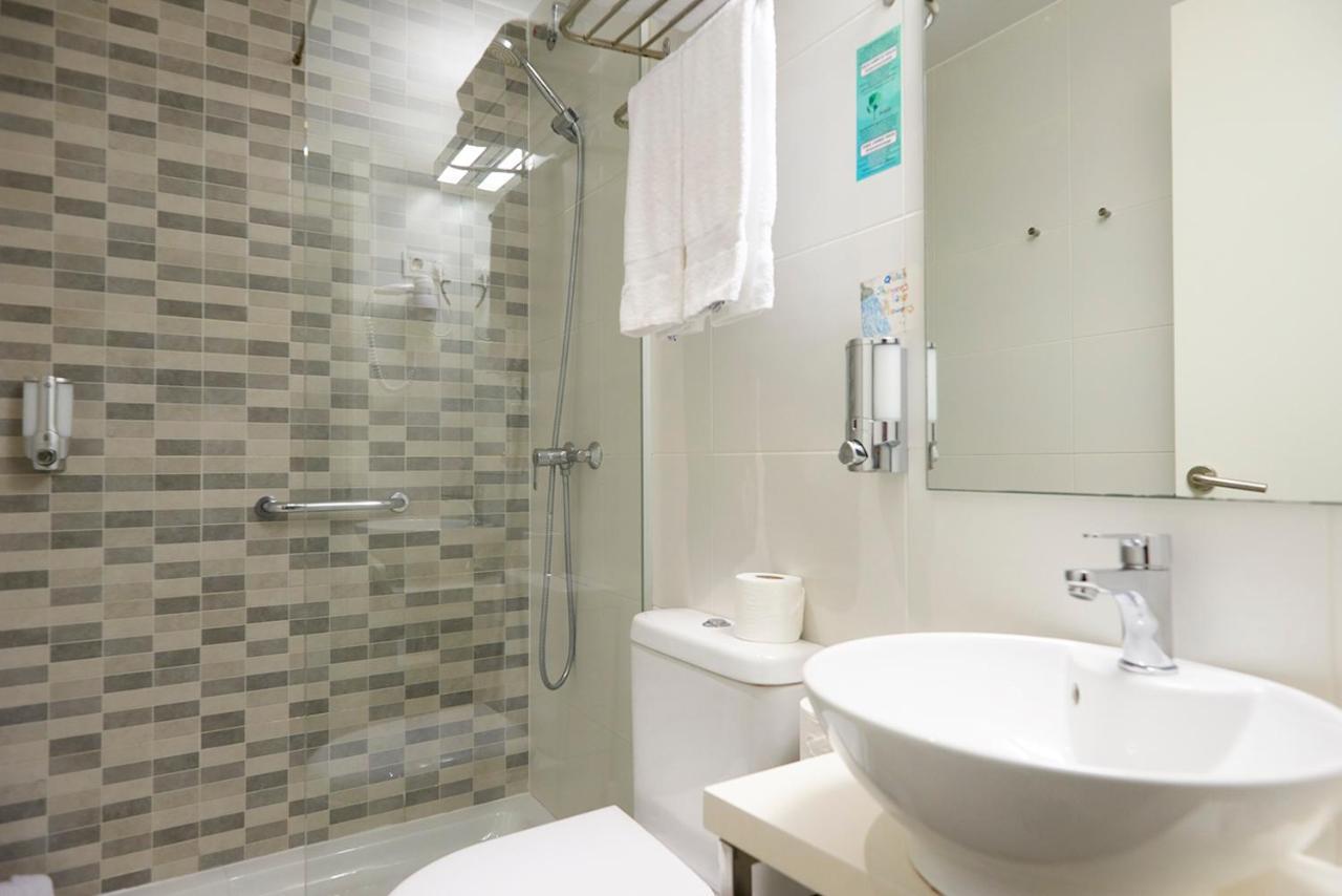 Hotel Bestprice Diagonal Барселона Екстер'єр фото