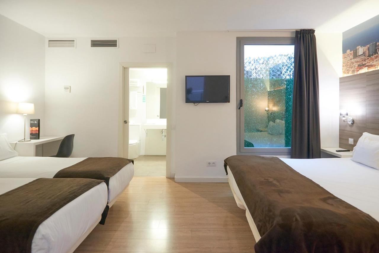 Hotel Bestprice Diagonal Барселона Екстер'єр фото