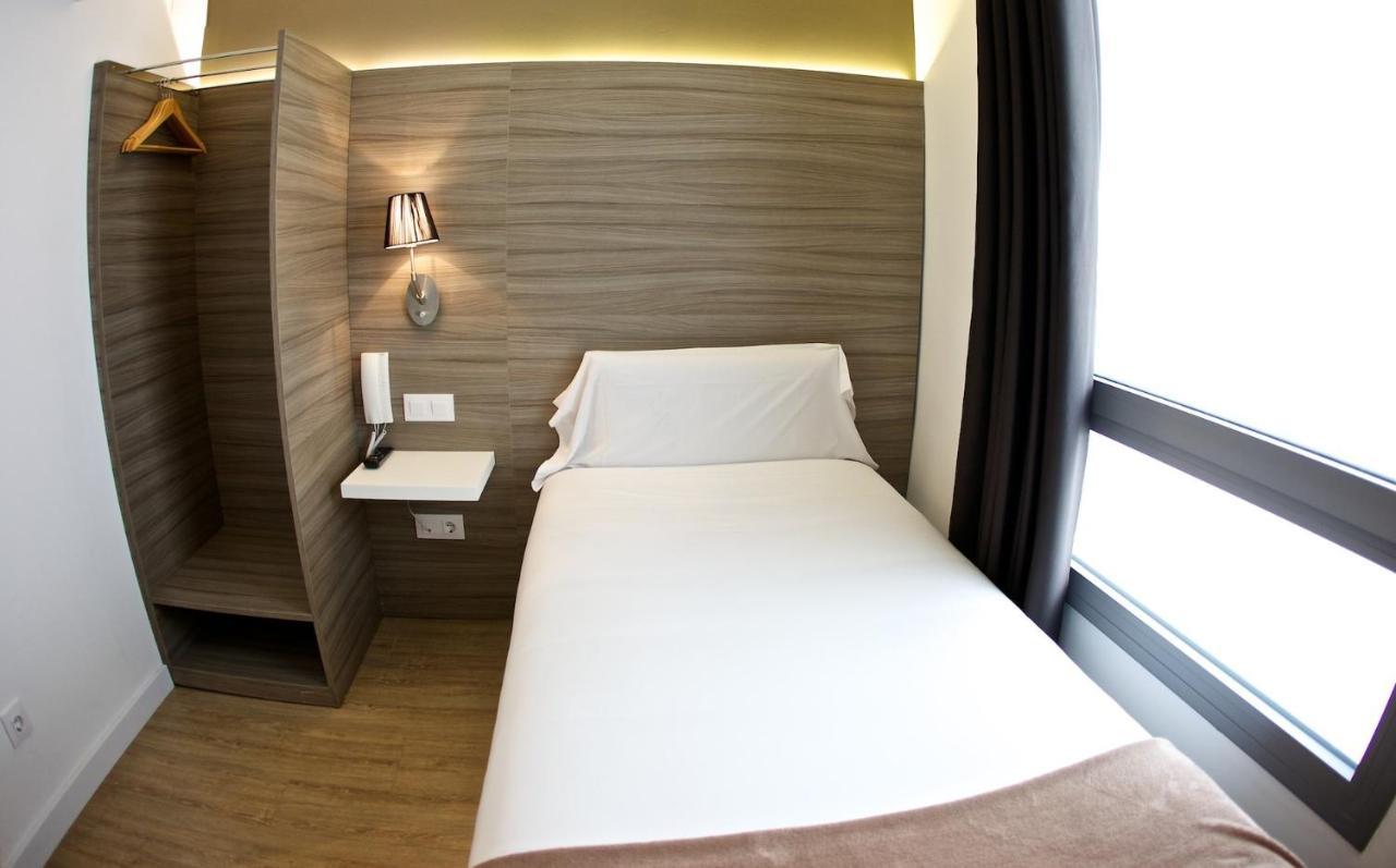 Hotel Bestprice Diagonal Барселона Екстер'єр фото